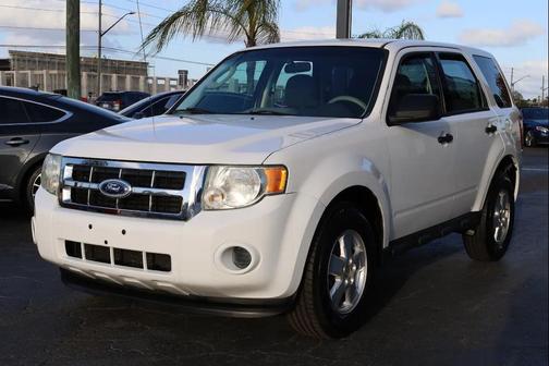 2011 Ford Escape XLS