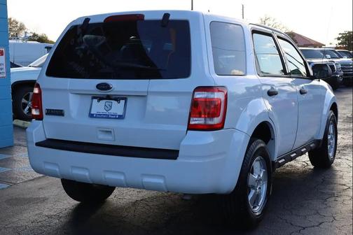 2011 Ford Escape XLS