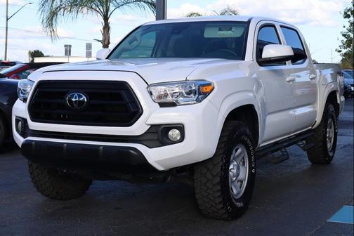 2022 Toyota Tacoma SR