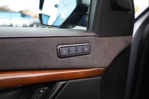 2020 Cadillac Escalade ESV Luxury