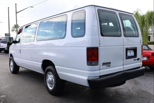 Oxford White 2012 Ford E350 Super Duty XL