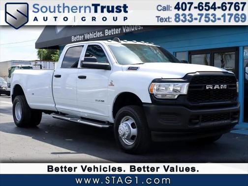 2022 RAM 3500 Tradesman Crew Cab 4x4 8' Box