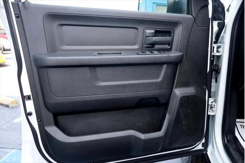 2022 RAM 3500 Tradesman Crew Cab 4x4 8' Box