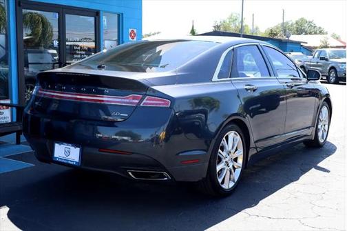 2013 Lincoln MKZ Base