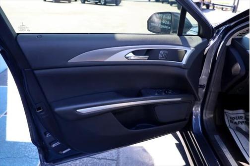 2013 Lincoln MKZ Base