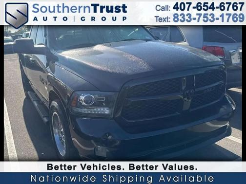 Brilliant Black Crystal Pearl 2018 RAM 1500 Sport