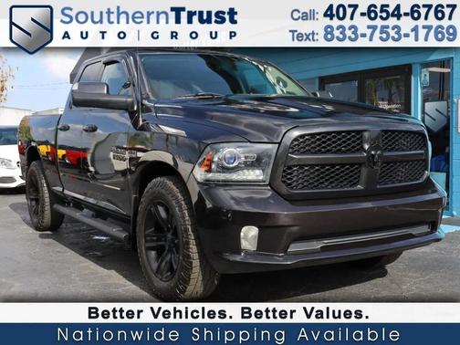 Brilliant Black Crystal Pearl 2018 RAM 1500 Sport