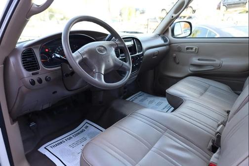 2002 Toyota Tundra Base