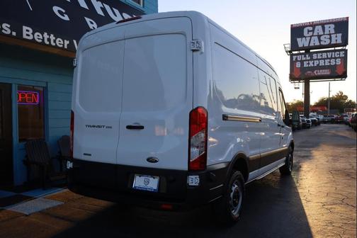 2015 Ford Transit-250 Base