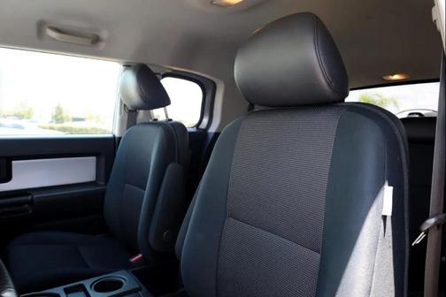 2007 Toyota FJ Cruiser Base