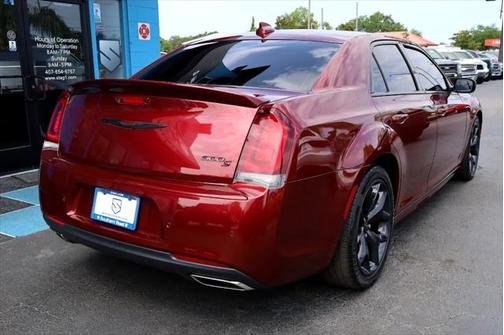 2022 Chrysler 300 S