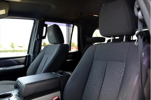 2016 Ford Expedition EL XLT