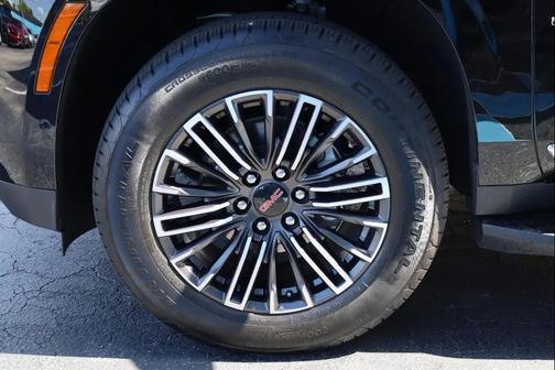 Onyx Black 2025 GMC Yukon XL 2WD Elevation