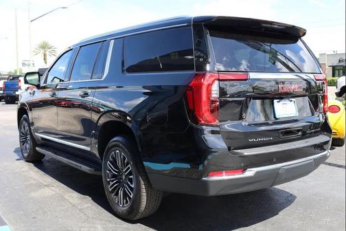 Onyx Black 2025 GMC Yukon XL 2WD Elevation