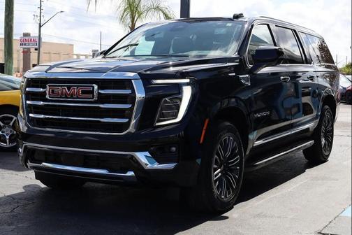 Onyx Black 2025 GMC Yukon XL 2WD Elevation