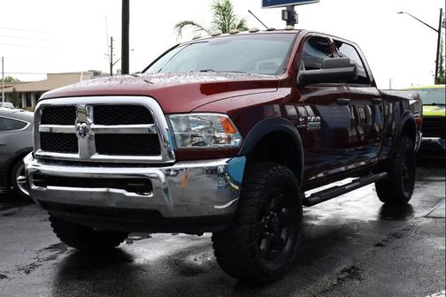 Delmonico Red Pearlcoat 2018 RAM 2500 Tradesman Crew Cab 4x4 6'4' Box