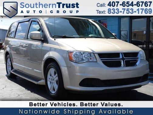 Gold 2012 Dodge Grand Caravan SXT