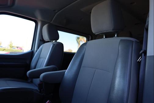 2020 Nissan NV Passenger NV3500 HD S V6