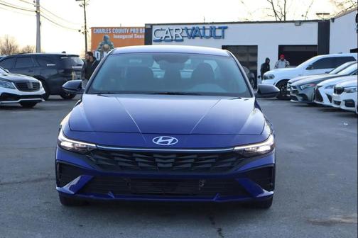 2025 Hyundai ELANTRA HEV SEL Sport