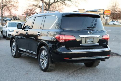 2016 INFINITI QX80 Base