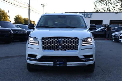 Pristine White 2021 Lincoln Navigator Reserve
