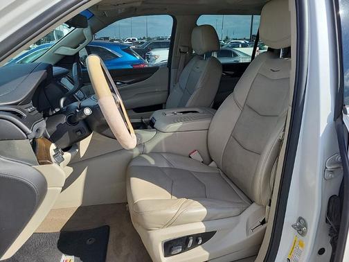 2018 Cadillac Escalade ESV Premium Luxury