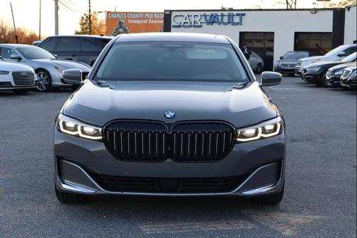 2021 BMW 740 740I