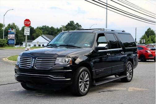 2016 Lincoln Navigator Select