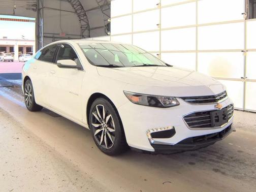 Mosaic Black Metallic 2017 Chevrolet Malibu 1LT