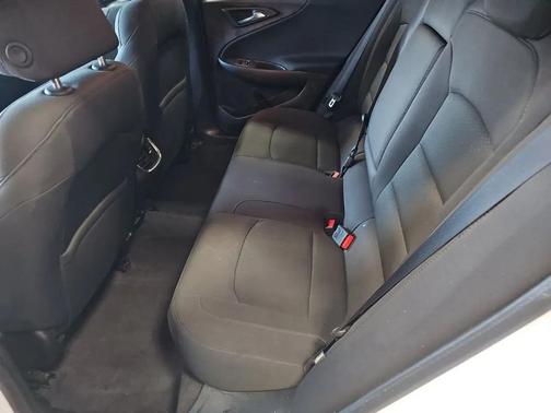 Mosaic Black Metallic 2017 Chevrolet Malibu 1LT