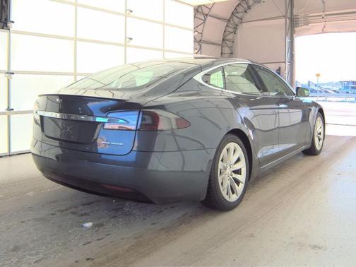 2019 Tesla Model S Performance