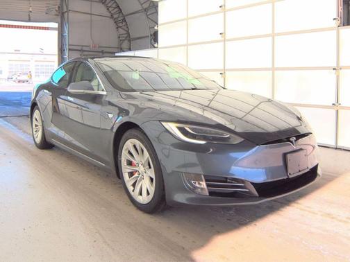 2019 Tesla Model S Performance