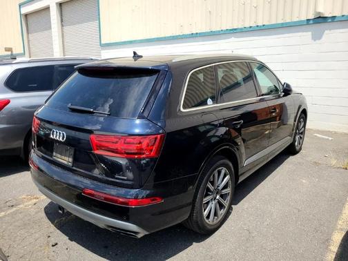 2017 Audi Q7 2.0T Premium