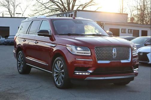 2019 Lincoln Navigator Select