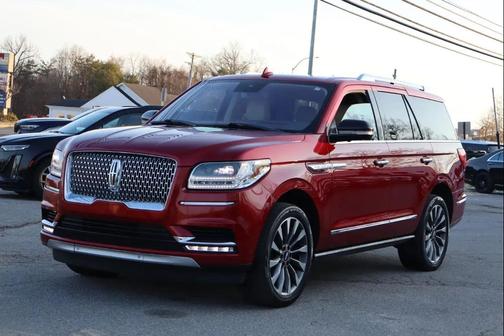2019 Lincoln Navigator Select