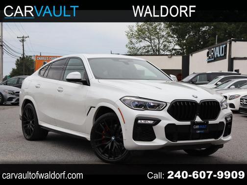 2021 BMW X6 M50i