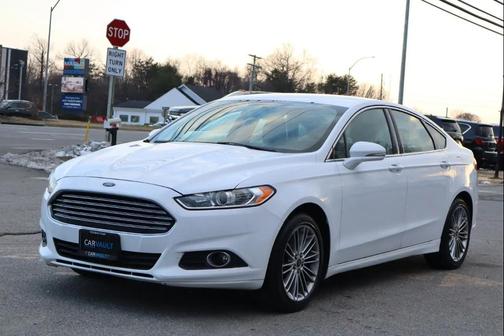 2014 Ford Fusion SE