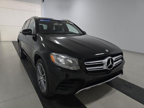 2016 Mercedes-Benz GLC 300 Base