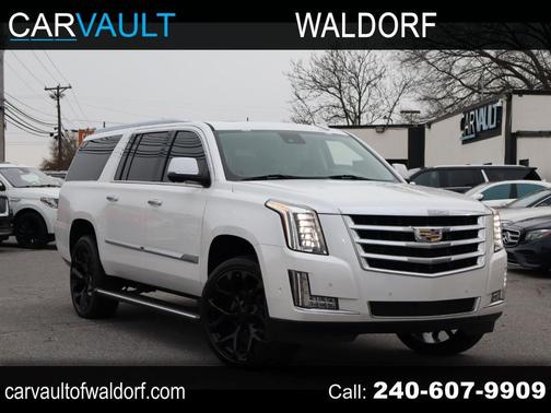 2018 Cadillac Escalade ESV Premium Luxury