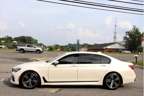 2018 BMW 750 I
