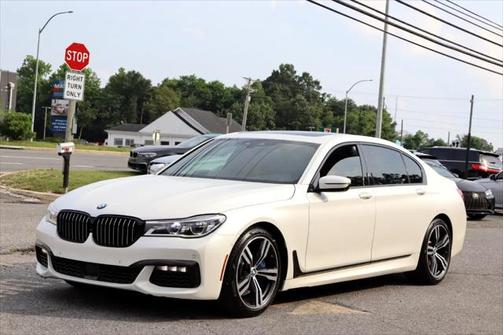 2018 BMW 750 I
