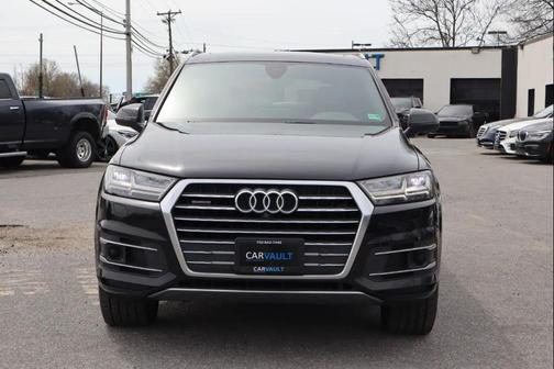 BLACK 2017 Audi Q7 2.0T Premium