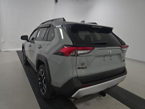2019 Toyota RAV4 Adventure