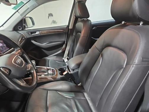 2016 Audi Q5 2.0T Premium Plus