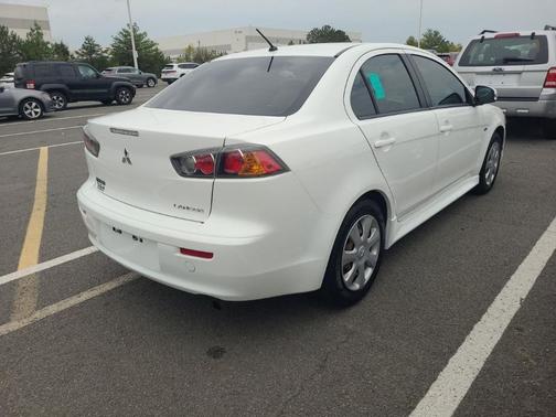 2015 Mitsubishi Lancer ES
