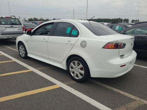 2015 Mitsubishi Lancer ES