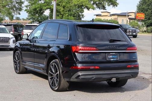 Orca Black Metallic 2021 Audi Q7 55 Premium Plus