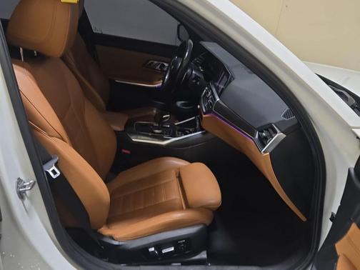 2019 BMW 330 xDrive