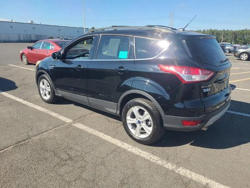 Shadow Black 2016 Ford Escape SE