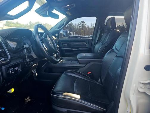 2020 RAM 3500 Limited Mega Cab 4x4 6'4' Box